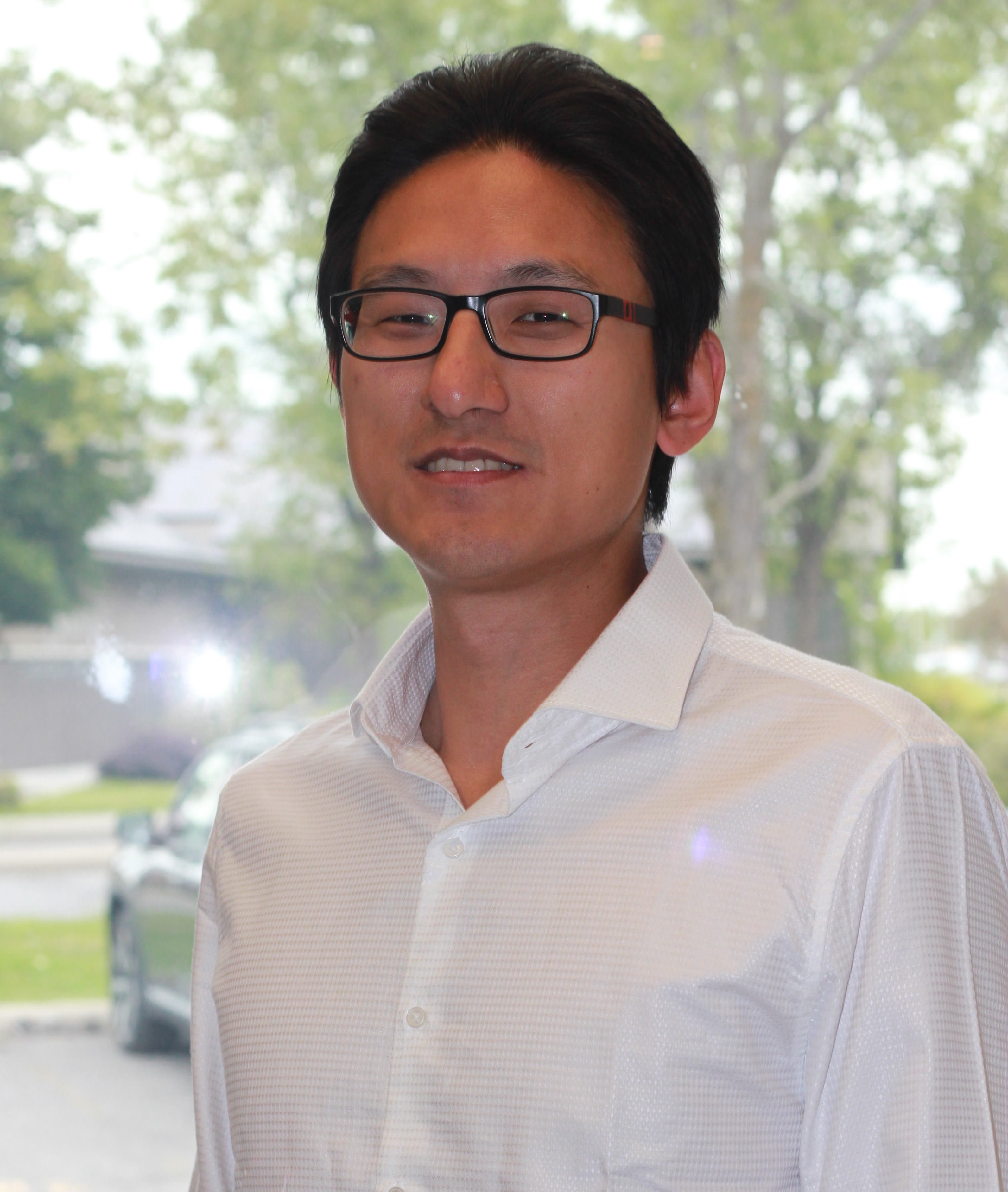 Dr. Chen, Orléans Dentist